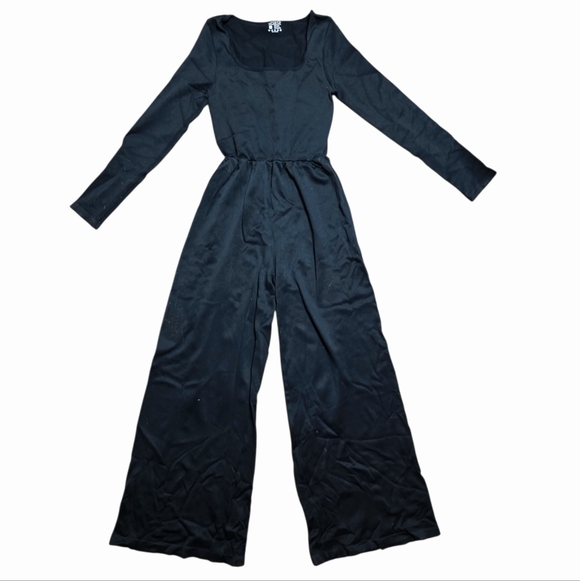 OQQ Black Long Sleeve Jumpsuit Meduim - Picture 3 of 3